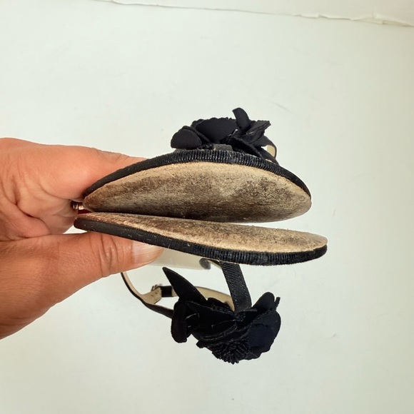 Chanel Black Satin leather interlocking CC Camellia Thong flat Sandals EU 37 - Picture 9 of 12